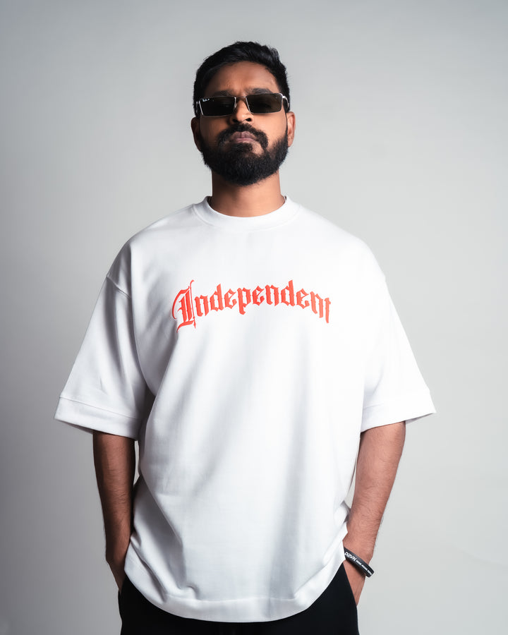 INDEPENDENT WHITE ( oversized t shirt )