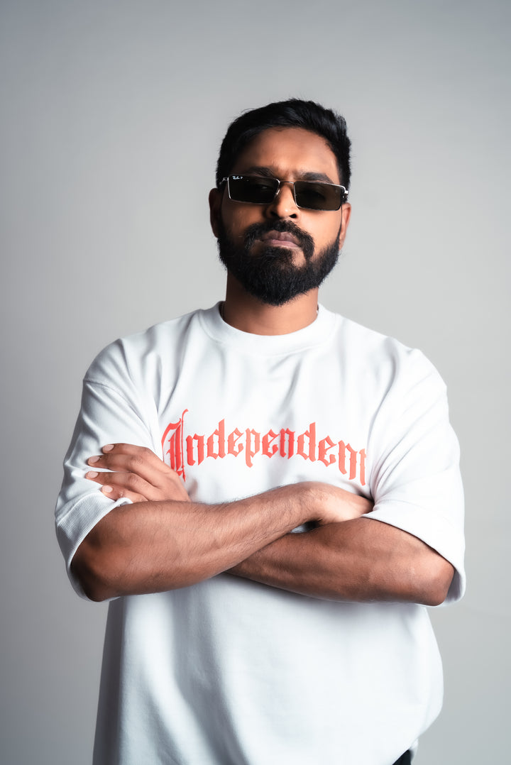 INDEPENDENT WHITE ( oversized t shirt )